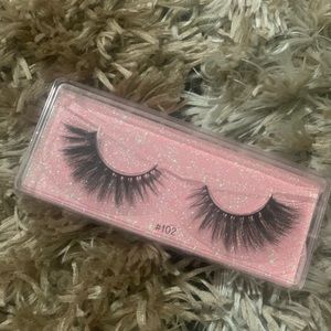 Queen lashes